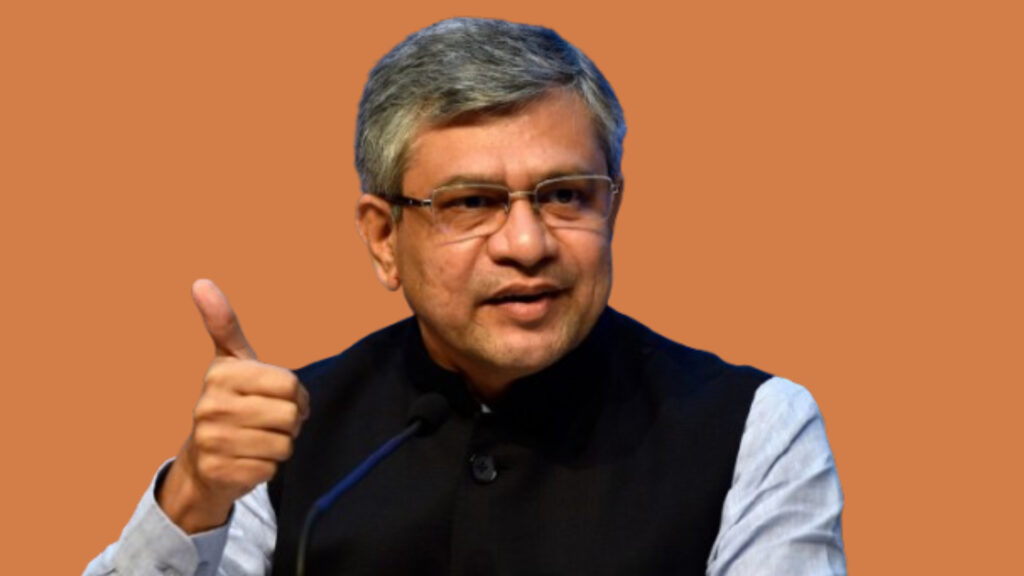 Railway Ministry to Recruit 6,374 Technicians